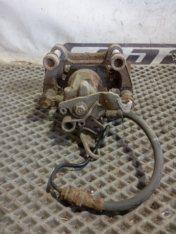 Суппорт Skoda YETI 2011 5L