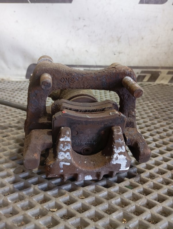 Суппорт Skoda YETI 2015