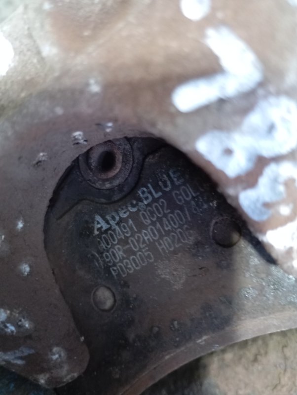 Суппорт Skoda YETI 2015