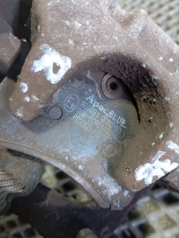 Суппорт Skoda YETI 2011 5L