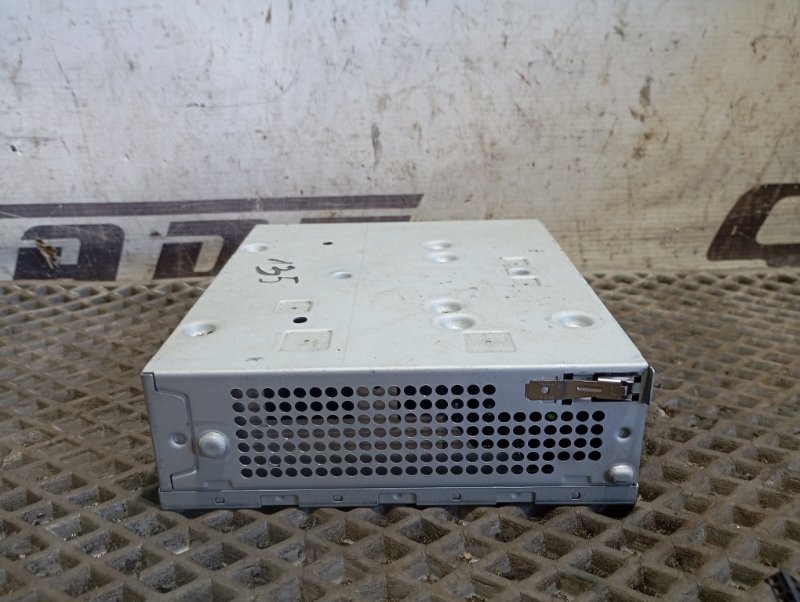 Блок управления Audi Q5 2010 8R