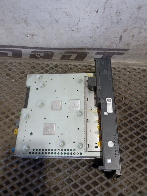 Блок управления Audi Q5 2010 8R