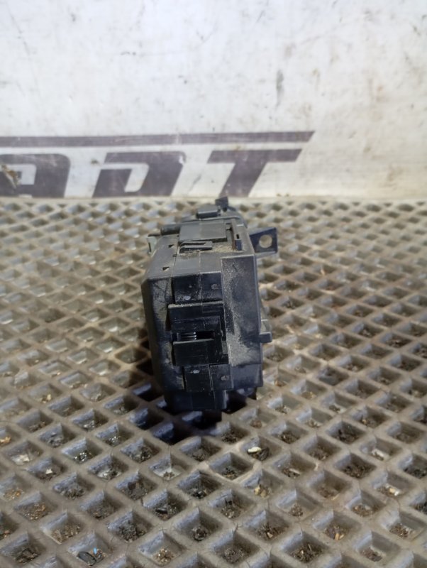 Ключ зажигания Audi Q5 2010 8R