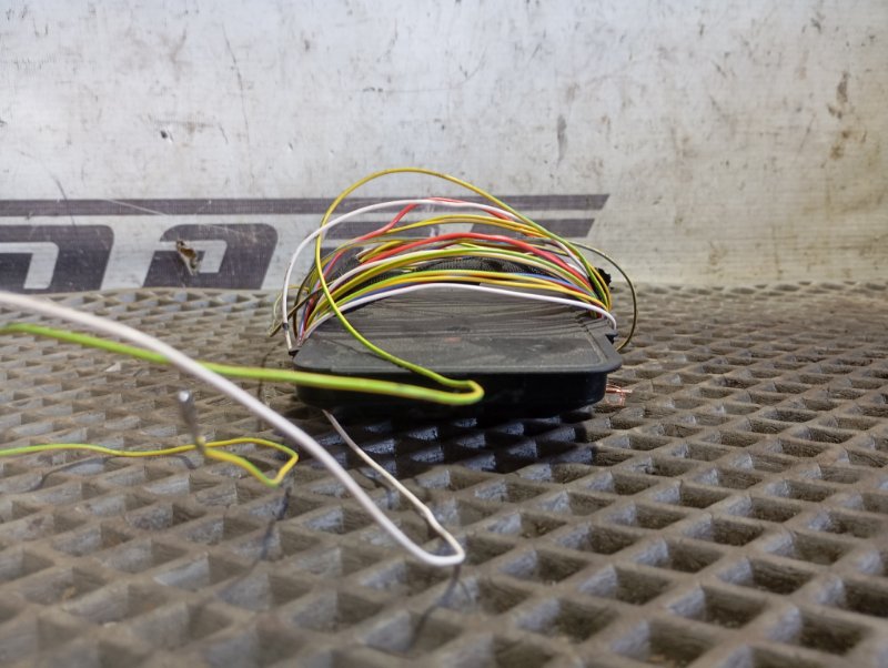 Беспроводная зарядка Skoda Karoq 2024