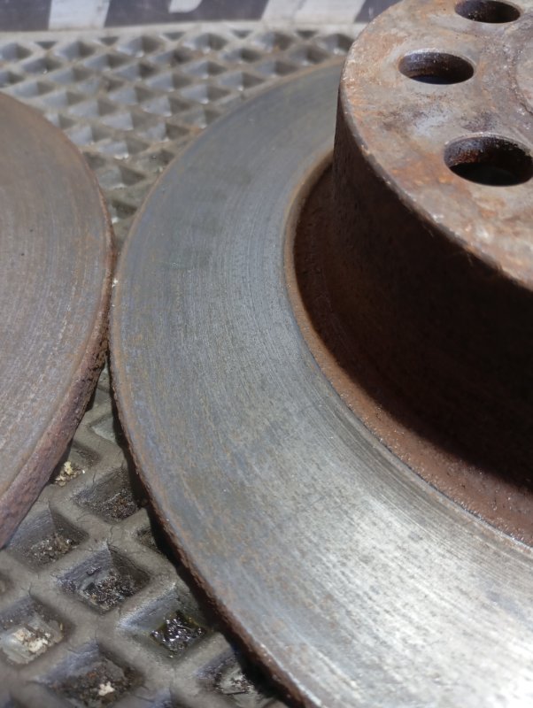 Диски тормозные Skoda YETI 2015