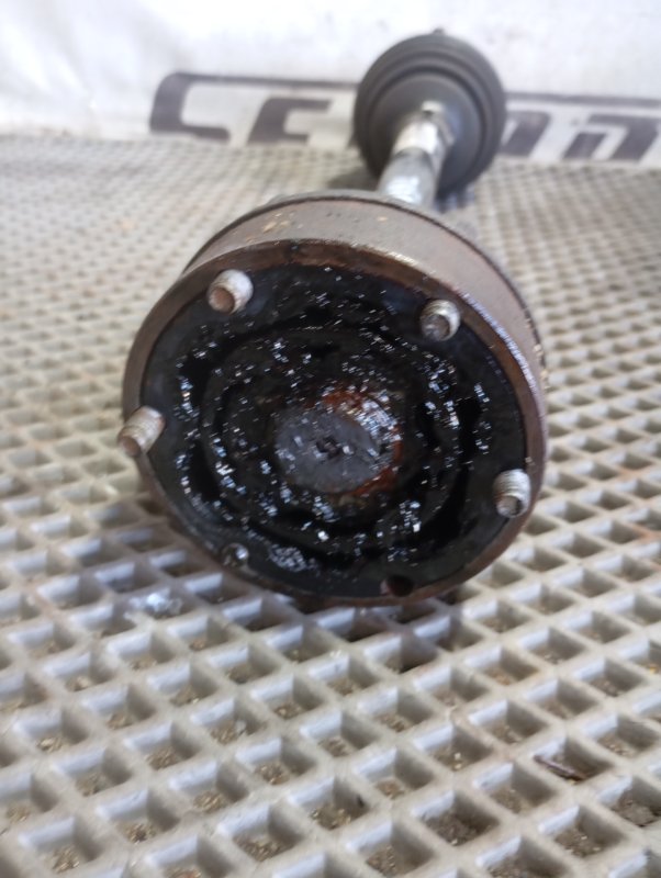 Вал приводной Skoda YETI 2015