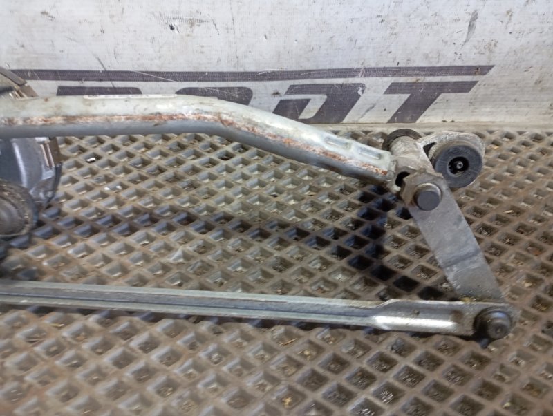 Трапеция дворников Skoda YETI 2015