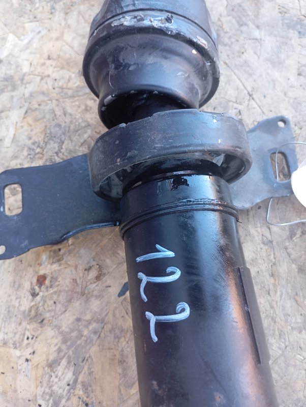 Вал карданный Skoda YETI 2011 5L