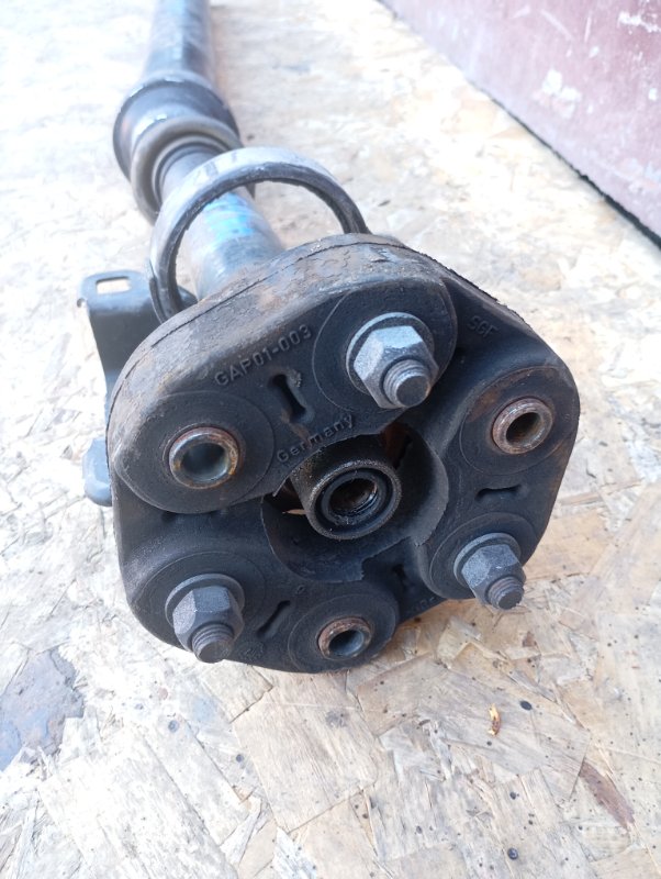 Вал карданный Volkswagen Touareg 2006 GP