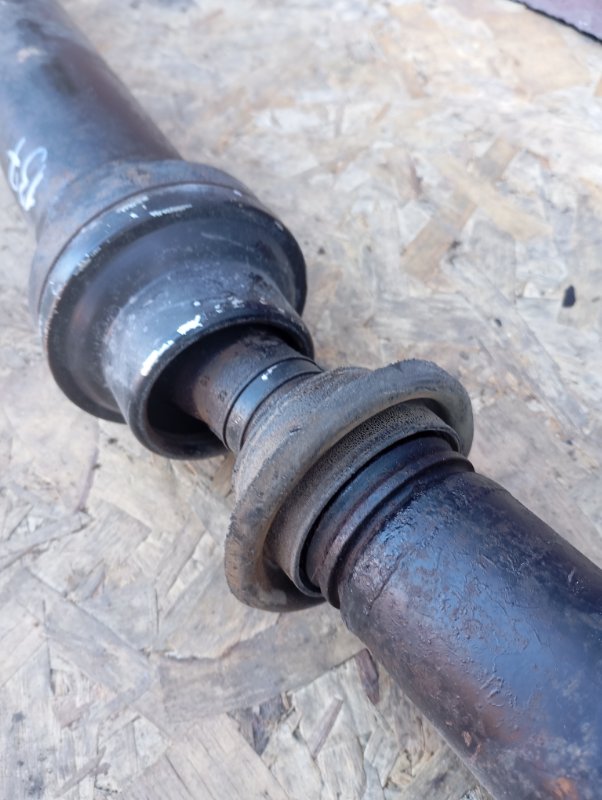 Вал карданный Volkswagen Touareg 2006 GP