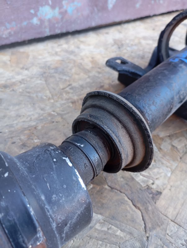 Вал карданный Volkswagen Touareg 2006 GP