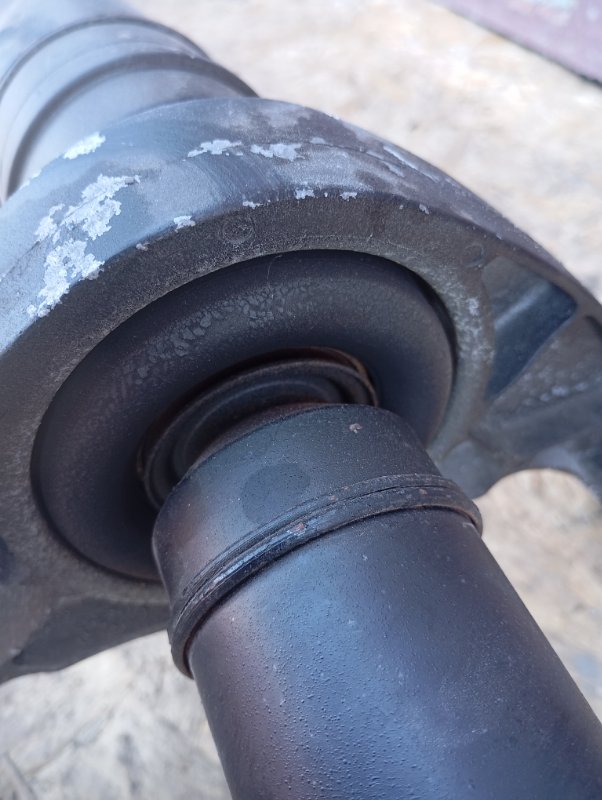 Вал карданный Skoda Karoq 2018