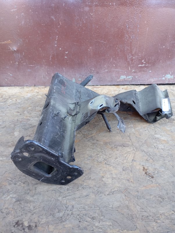 Лонжерон Skoda YETI 2011 5L