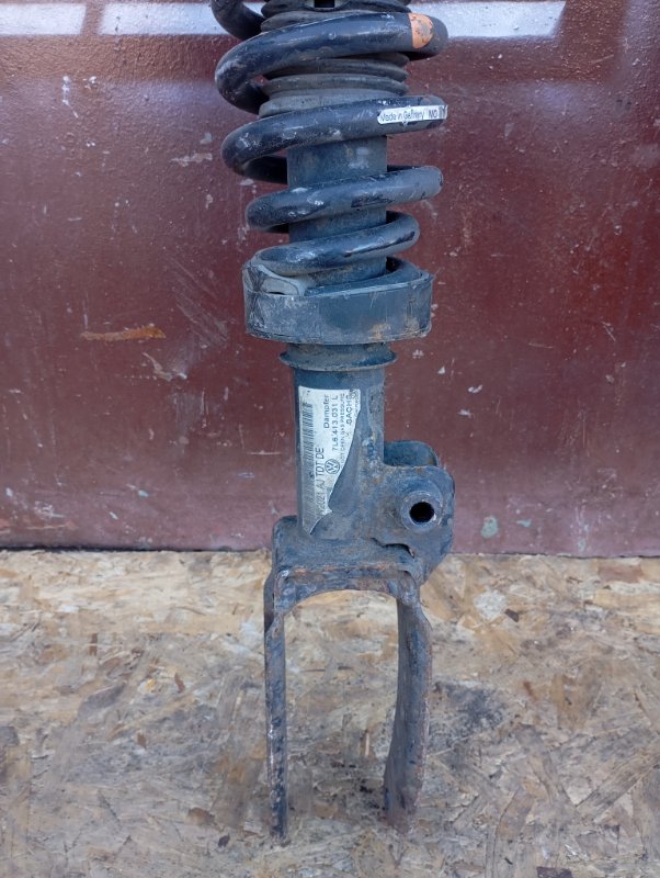 Стойки Volkswagen Touareg 2006 GP