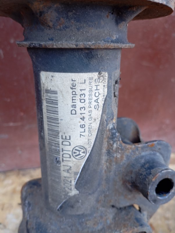 Стойки Volkswagen Touareg 2006 GP