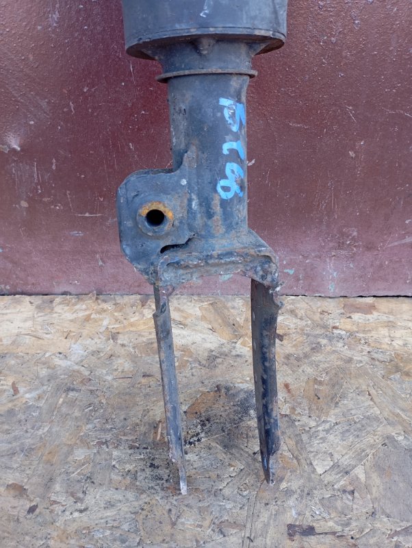 Стойки Volkswagen Touareg 2006 GP