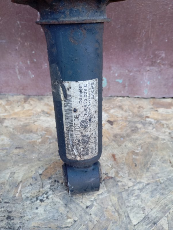 Стойки Volkswagen Touareg 2006 GP