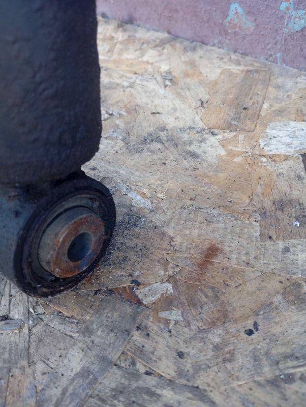 Стойки Volkswagen Touareg 2006 GP