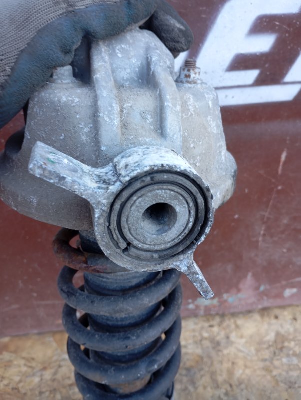 Стойки Volkswagen Touareg 2006 GP