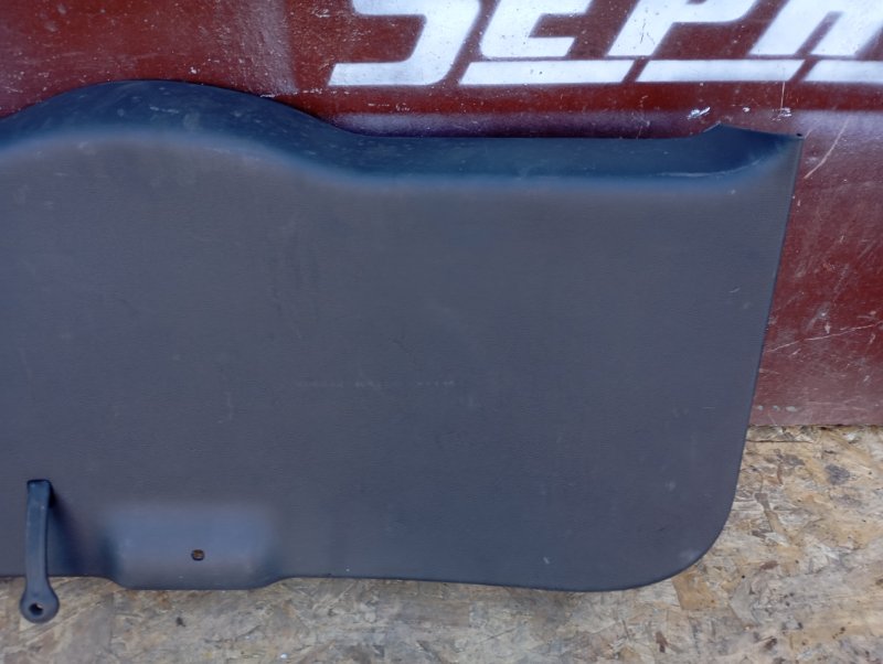 Обшивка багажника Skoda YETI 2015