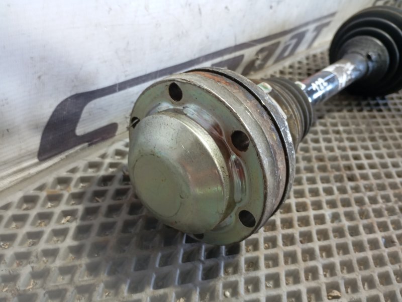 Вал приводной Skoda YETI 2011 5L