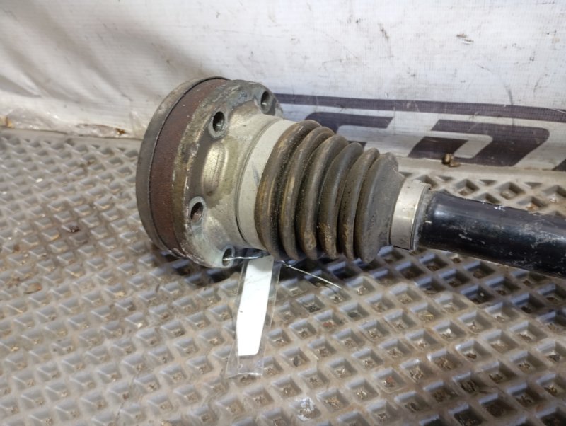 Вал приводной Skoda YETI 2011 5L