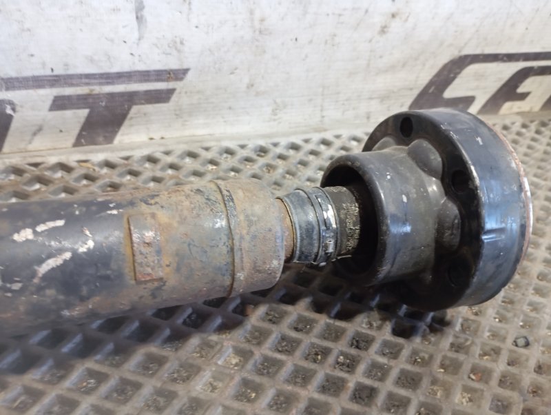 Вал карданный Volkswagen Touareg 2006 GP