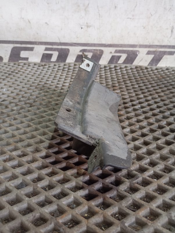 Спойлер колеса Audi A4 2006 B7