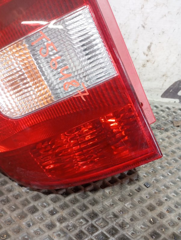 Фонарь Skoda YETI 2011 5L