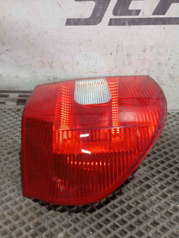Фонарь Skoda YETI 2011 5L