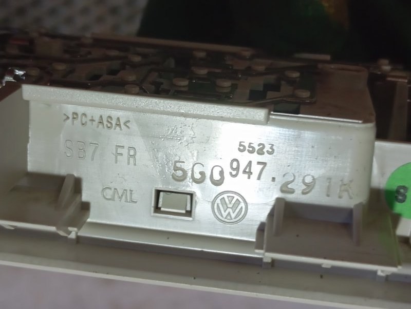 Плафон салона Volkswagen Passat 2016 B8