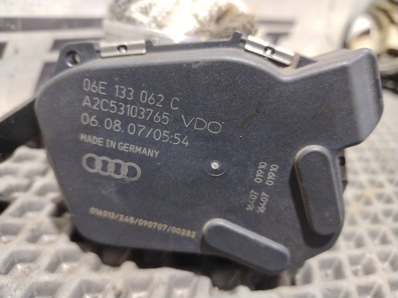 Дроссельная заслонка Audi A6 2007 C6