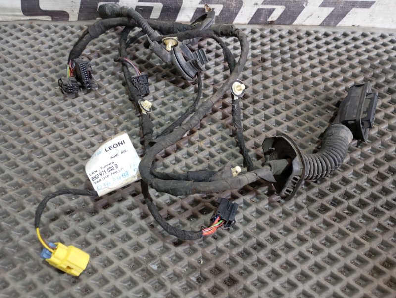 Проводка двери Audi A4 2008 B8