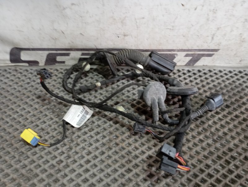 Проводка двери Audi A4 2008 B8
