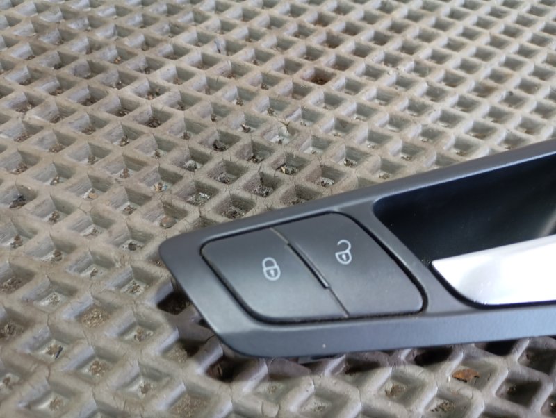 Ручка двери внутренняя Volkswagen Passat R Line 2010 B6
