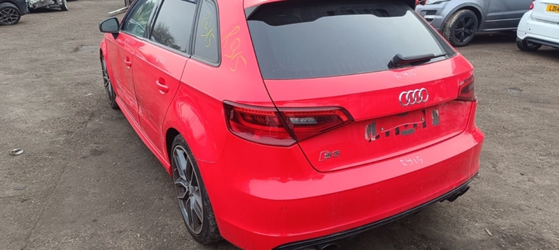 Audi S3 8V Audi S3 2016 8V hatchback