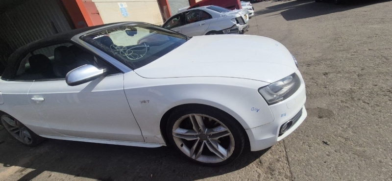 Audi S5 8T Cabriolet Audi S5 2010 8T