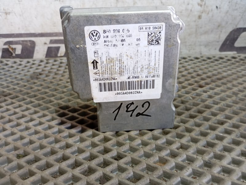 Блок управления подушками безопасности Audi S5 2010 8T