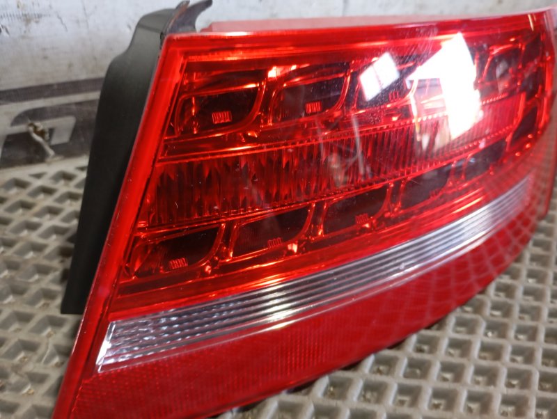 Фонарь наружный Audi S5 2010 8T