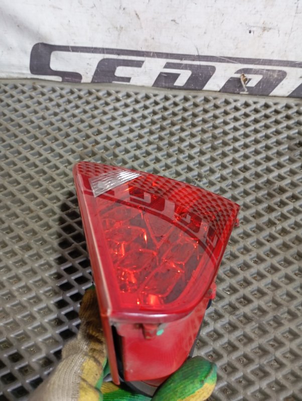 Фонарь внутренний Audi S5 2010 8T