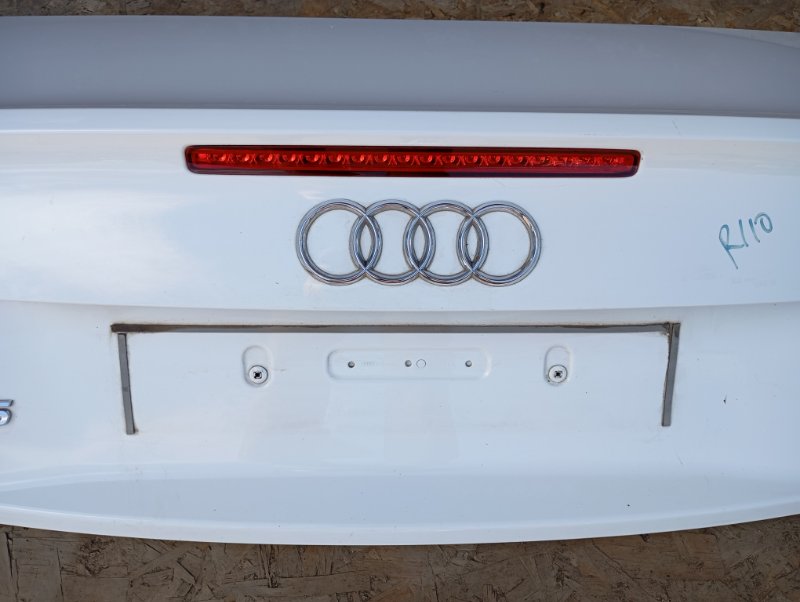 Крышка багажника Audi S5 2010 8T