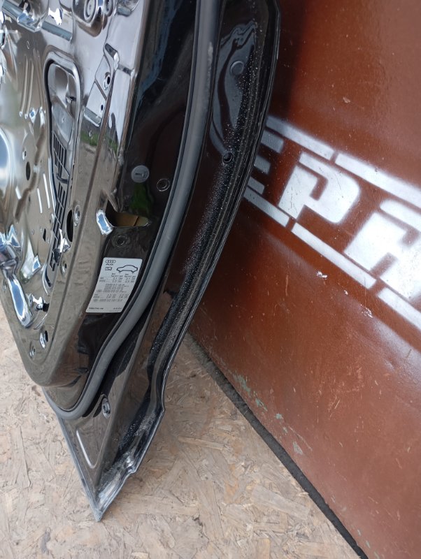 Дверь Audi Q5 2016 8R