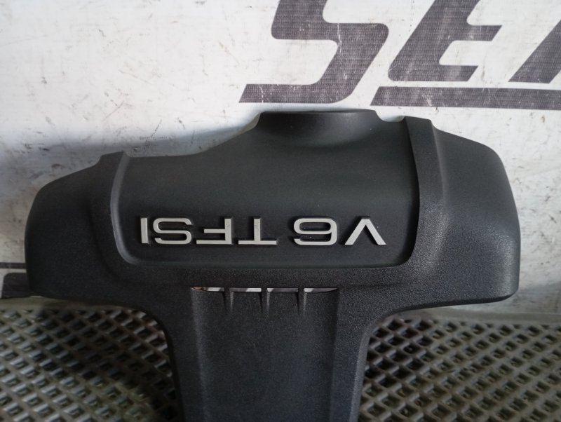 Крышка двигателя декоративная Audi S5 2010 8T