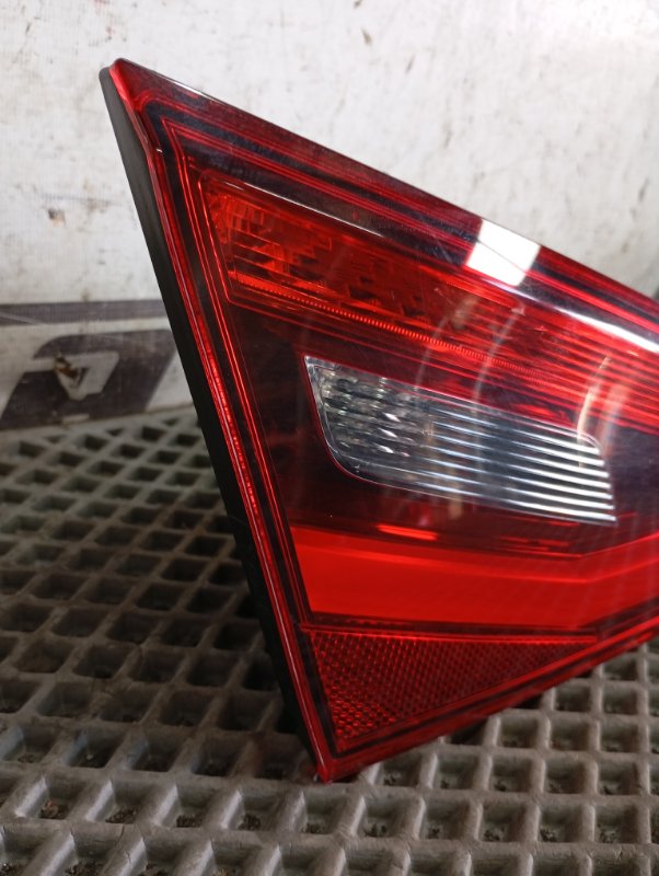 Фонарь внутренний Audi S3 2016 8V hatchback