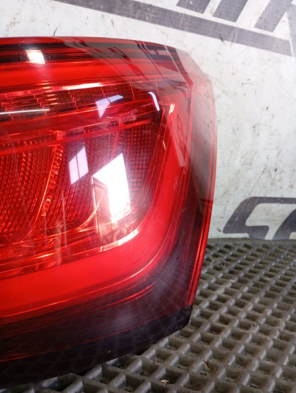 Фонарь Audi Q5 2016 8R