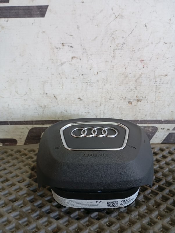 Подушка безопасности в руль Audi Q7 2015 4M