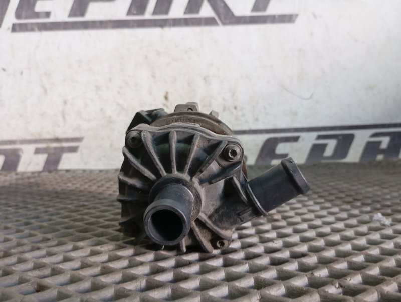 Помпа дополнительная Audi S5 2013 8T