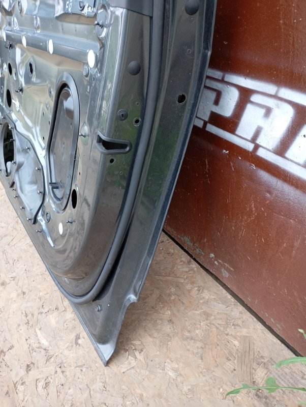 Дверь Audi Q7 2015 4M