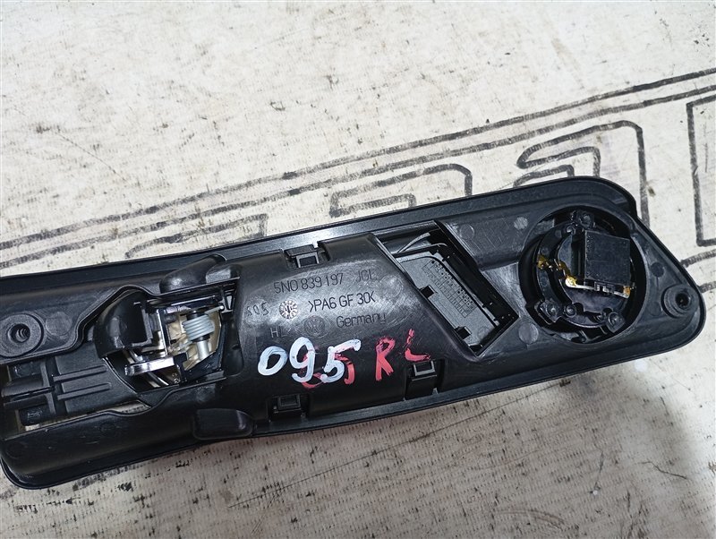 Ручки дверей внутренние Volkswagen Tiguan 2012 5N