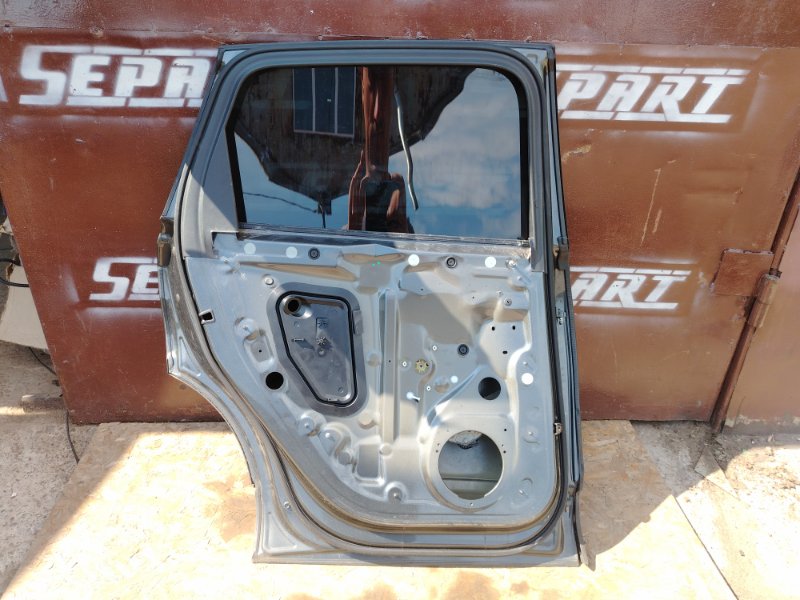 Дверь Audi Q7 2015 4M